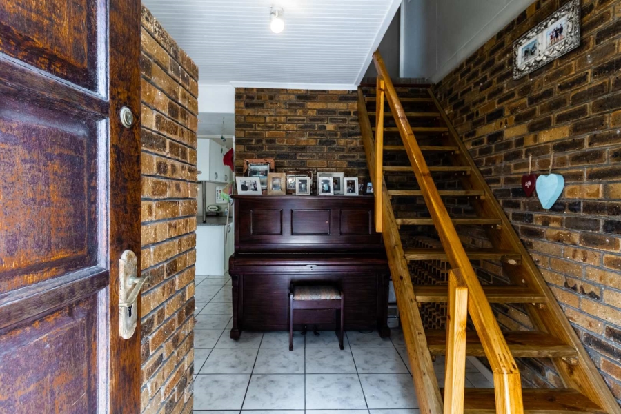 3 Bedroom Property for Sale in Franskraal Western Cape